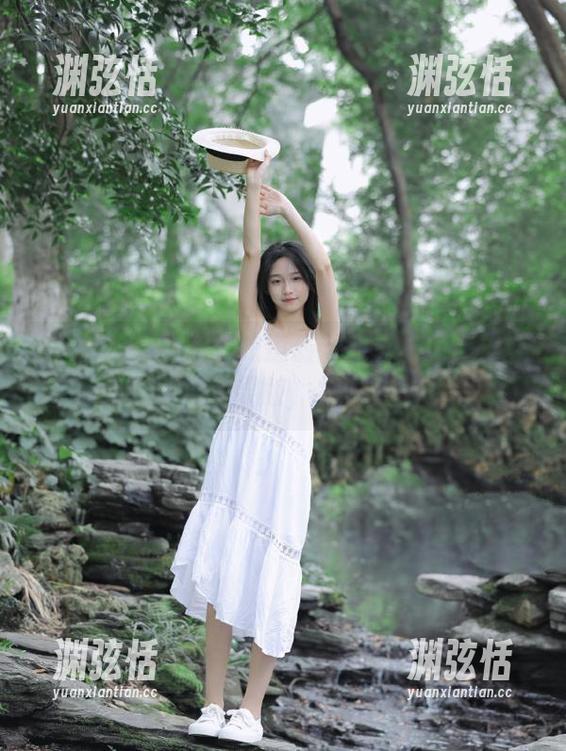 想知道最新八卦？赶紧下载150cc黑料苹果版，绝对不容错过！