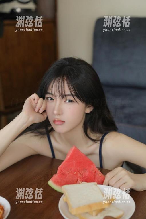 17吃瓜群众官网苹果版：吃瓜新方式，与你分享精彩瞬间