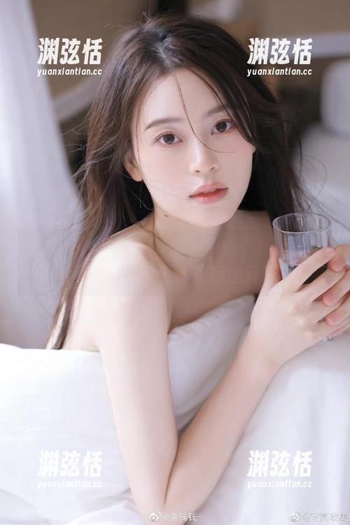 快下载51吃瓜老虎菜1-19弹，和小姐妹一起边吃瓜边玩！