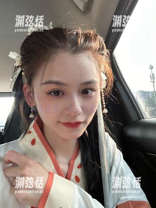 “51吃瓜”APP上线，黑料爆料直达你，吃瓜乐趣不打烊！