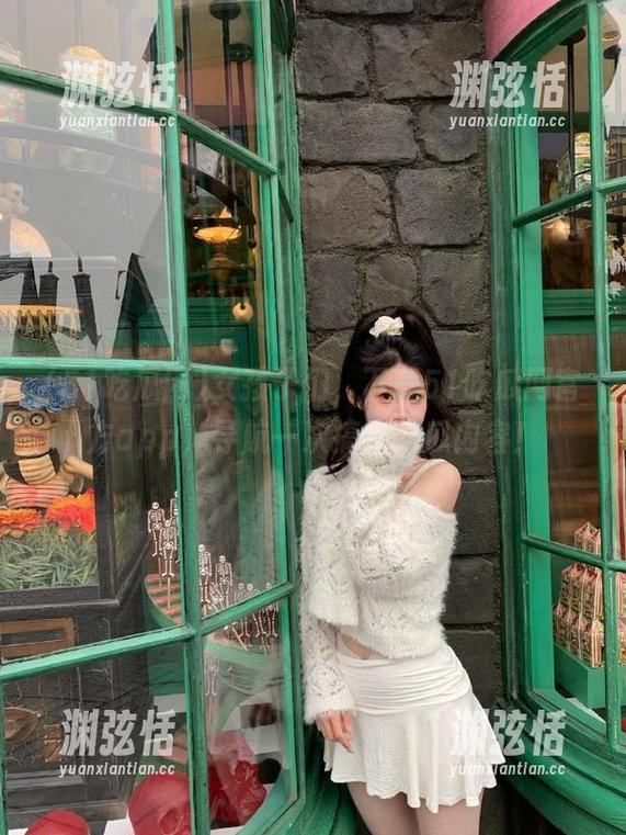 女孩子们，下载51吃瓜网官方app，导航一次搞定吃瓜内容！