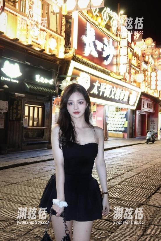 61吃瓜在线吃瓜，带你畅享多元视频资源，欢笑不断乐趣无穷！