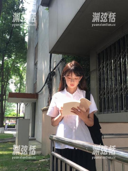 让我们一起在718吃瓜网官网进入，免费观看那些让人捧腹大笑的吃瓜故事吧！