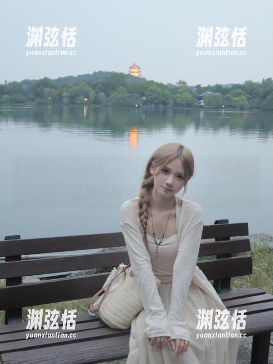 998.su黑料吃瓜网，带你永久收藏最劲爆的黑料与趣味吃瓜！