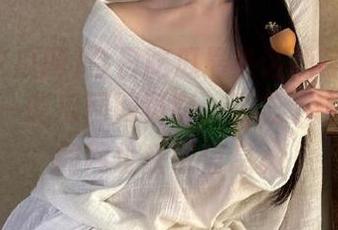 今日吃瓜最热话题等你来！登录五一吃瓜网网页版，别忘了访问我们的网址获取信息。