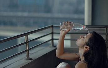 全国吃瓜网软件直达，快来分享你的吃瓜故事，让我们一起品味生活的甜蜜！