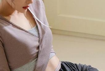 安卓手机上如何使用“万篇长征黑料不打烊”虾库网获取有趣的黑料？