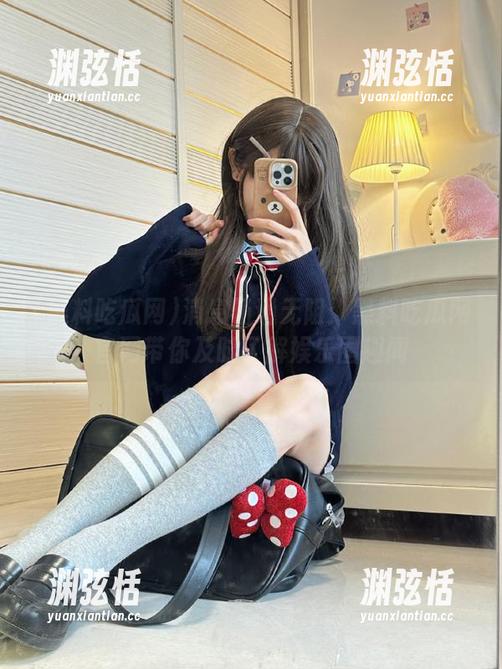 消息畅通无阻：黑料吃瓜网官网带你及时了解娱乐圈趣闻