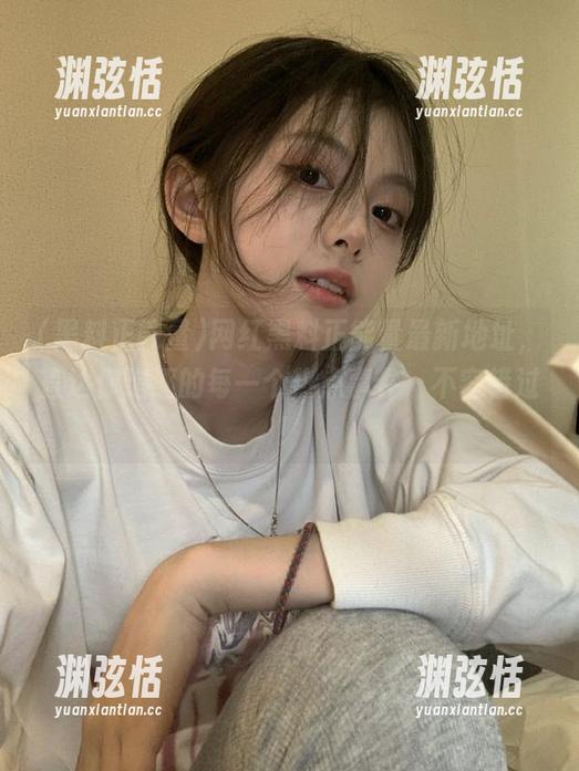 网红黑料正能量最新地址，直达你追逐的每一个热点事件，不容错过！