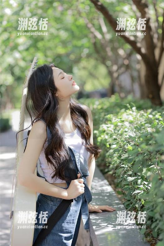 黑料网app资源大放送，吃瓜达人不容错过的盛宴！