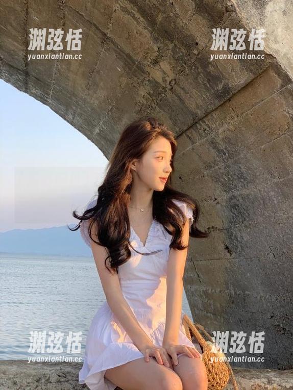 下载黑料网址app，轻松成为吃瓜小达人！
